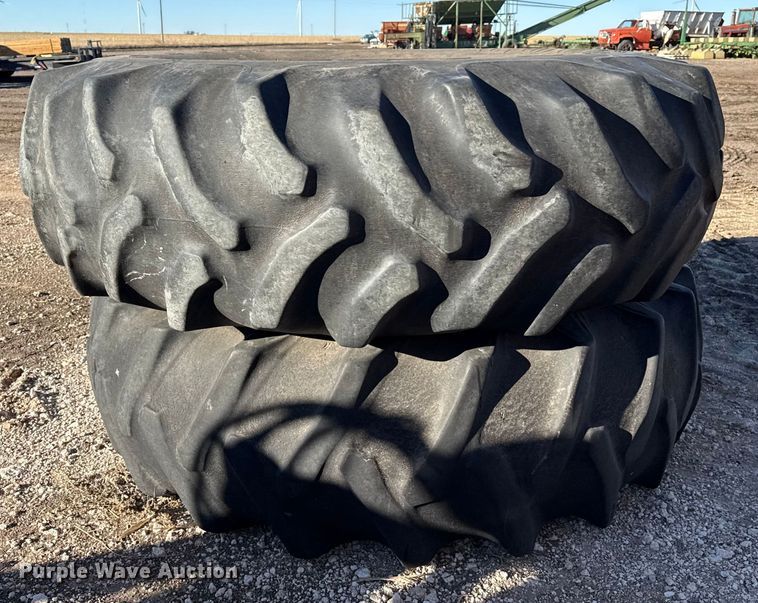 image for item EP2830 1978 International 1586 tractor