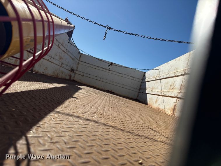 image for item EP2842 Chevrolet C60 grain truck