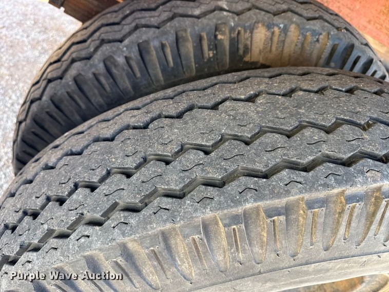 image for item EP2842 Chevrolet C60 grain truck