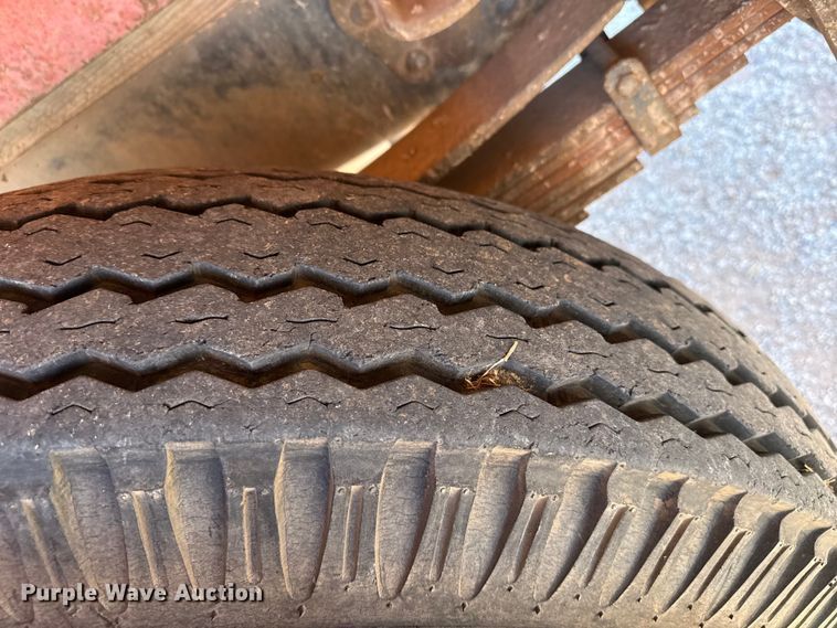 image for item EP2842 Chevrolet C60 grain truck