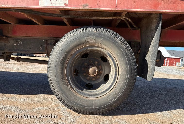 image for item EP2842 Chevrolet C60 grain truck