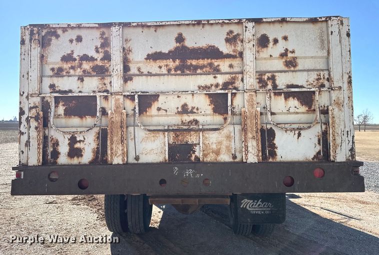 image for item EP2843 1974 Chevrolet C60 grain truck