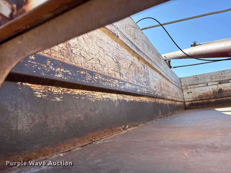 image for item EP2843 1974 Chevrolet C60 grain truck