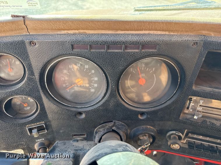 image for item EP2843 1974 Chevrolet C60 grain truck