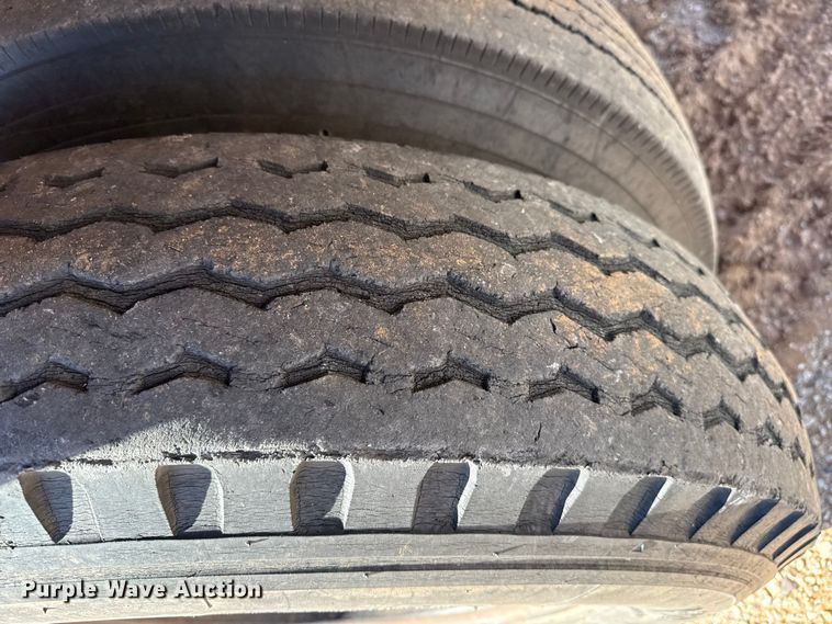 image for item EP2843 1974 Chevrolet C60 grain truck