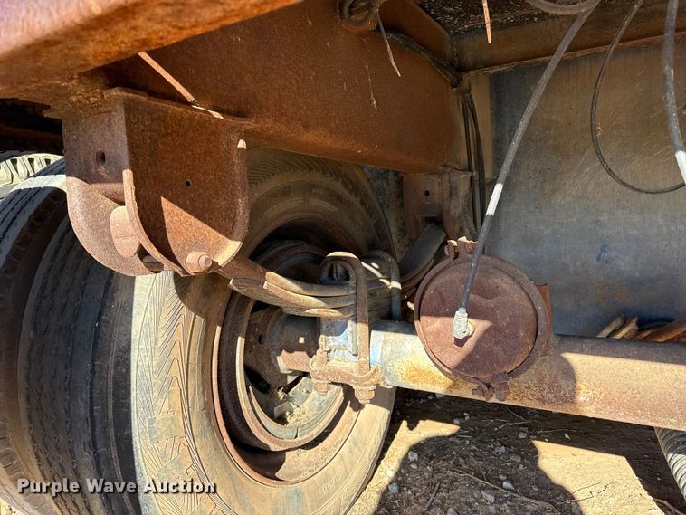 image for item EP2844 Dragon tank trailer