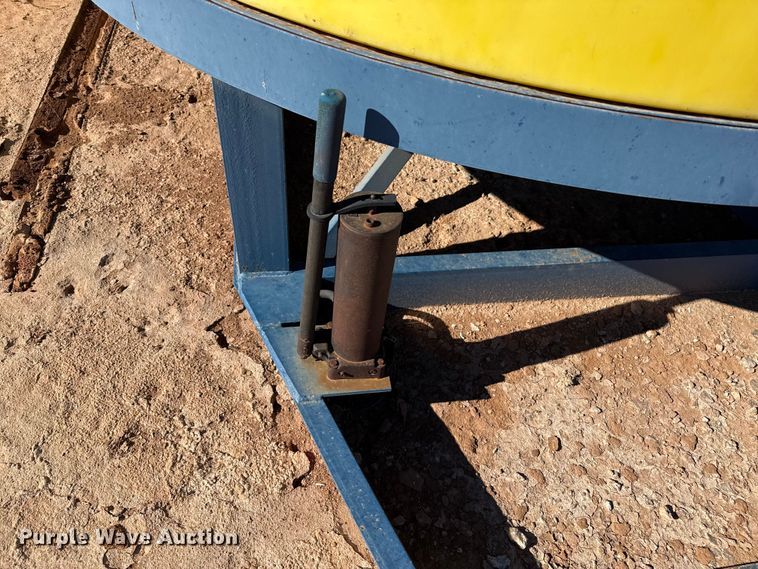 image for item EP2845 Nurse tank trailer