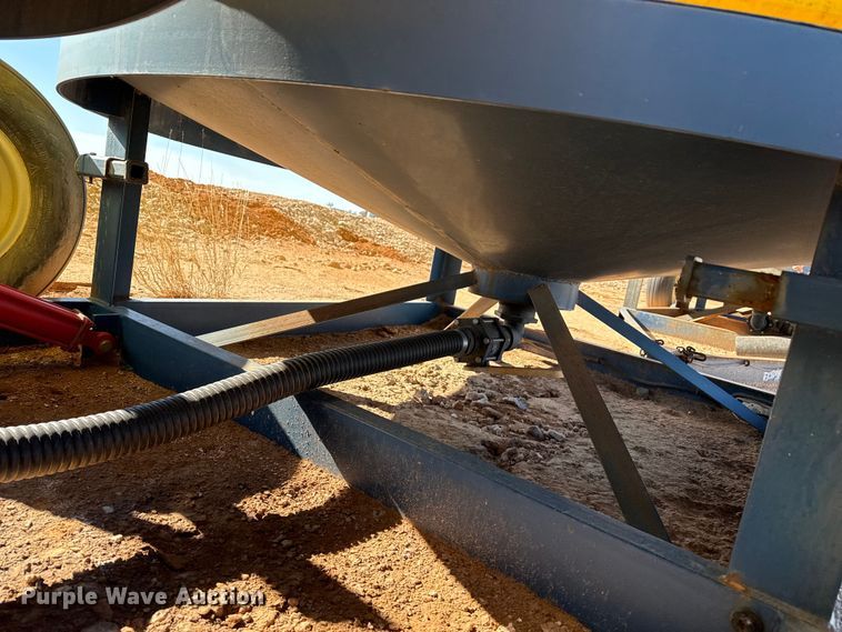 image for item EP2845 Nurse tank trailer