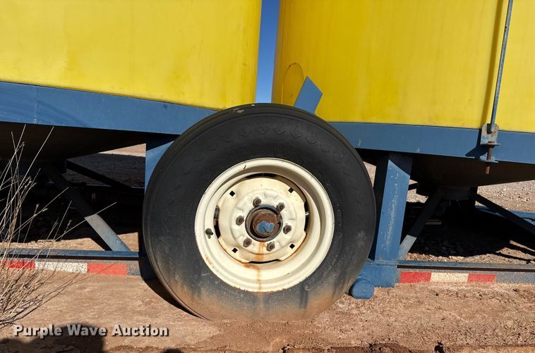 image for item EP2845 Nurse tank trailer