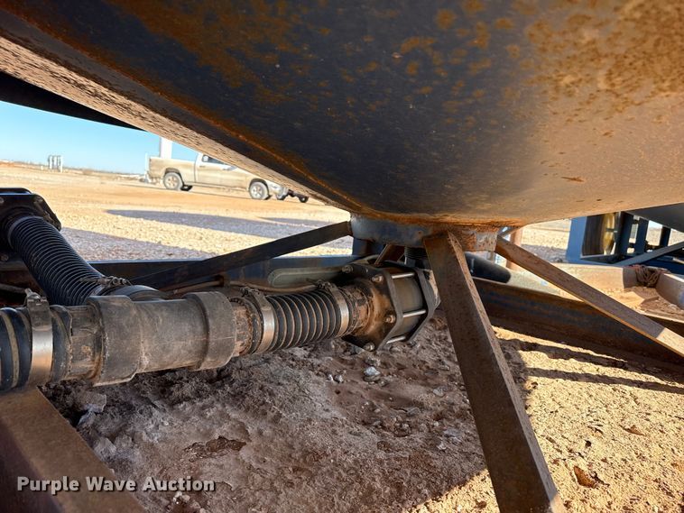 image for item EP2846 Nurse tank trailer