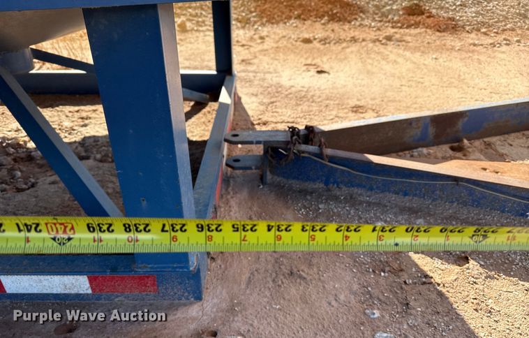 image for item EP2846 Nurse tank trailer