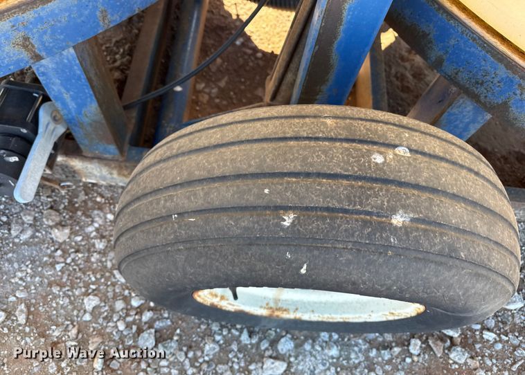 image for item EP2846 Nurse tank trailer