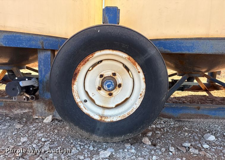 image for item EP2846 Nurse tank trailer