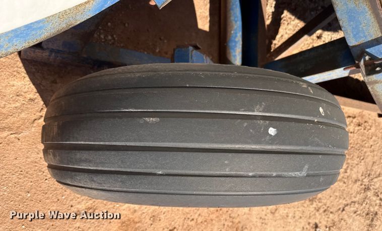 image for item EP2846 Nurse tank trailer