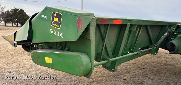 image for item EP2850 John Deere 1253A all-crop head