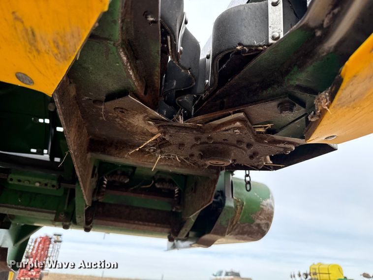 image for item EP2850 John Deere 1253A all-crop head