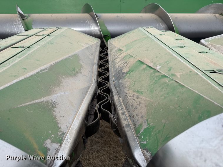 image for item EP2850 John Deere 1253A all-crop head