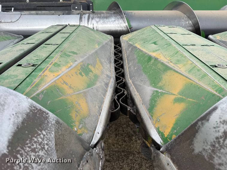 image for item EP2850 John Deere 1253A all-crop head