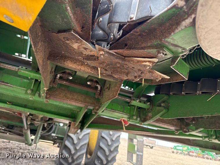 image for item EP2850 John Deere 1253A all-crop head