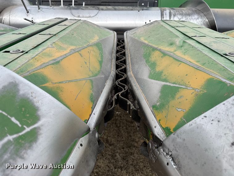 image for item EP2850 John Deere 1253A all-crop head