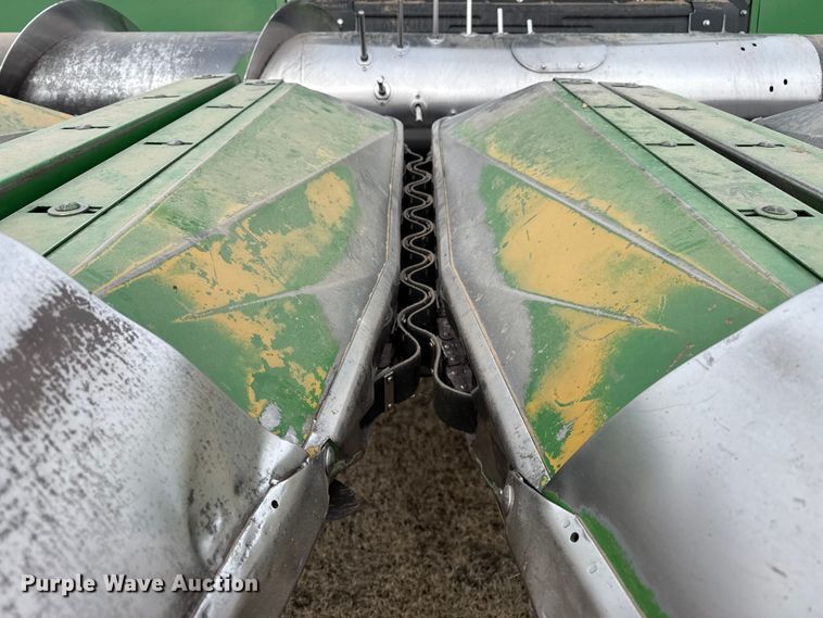 image for item EP2850 John Deere 1253A all-crop head