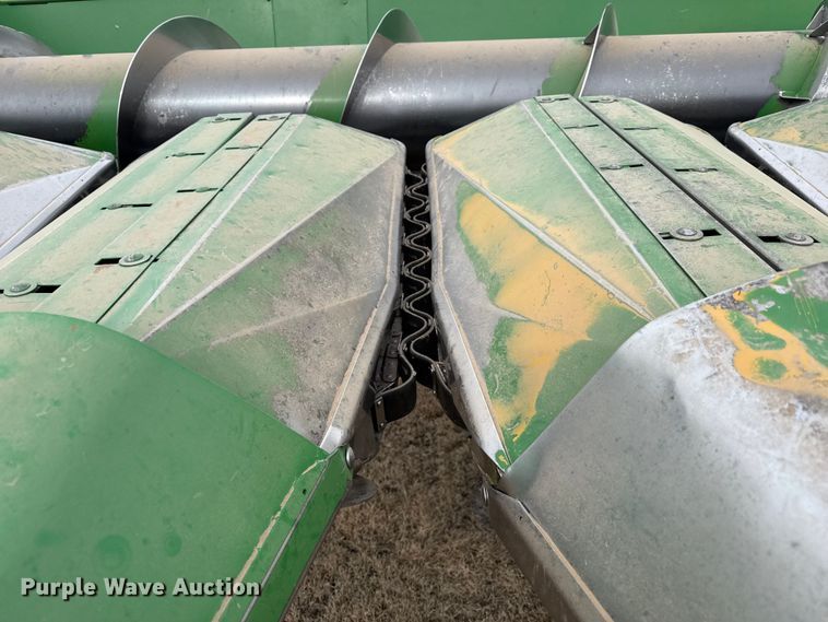 image for item EP2850 John Deere 1253A all-crop head