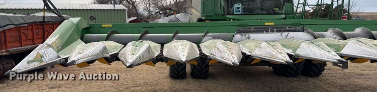 image for item EP2853 John Deere 1253A all-crop head