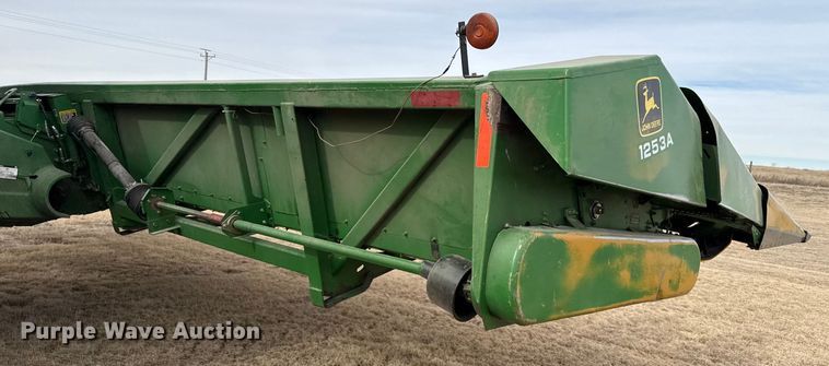 image for item EP2853 John Deere 1253A all-crop head