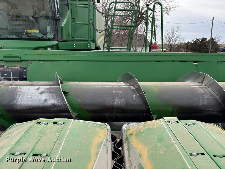 image for item EP2853 John Deere 1253A all-crop head