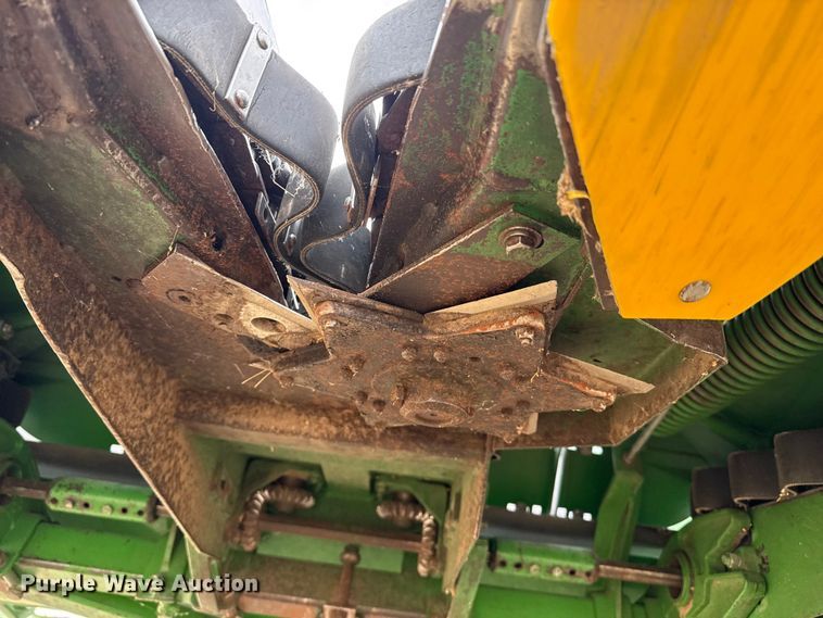 image for item EP2853 John Deere 1253A all-crop head