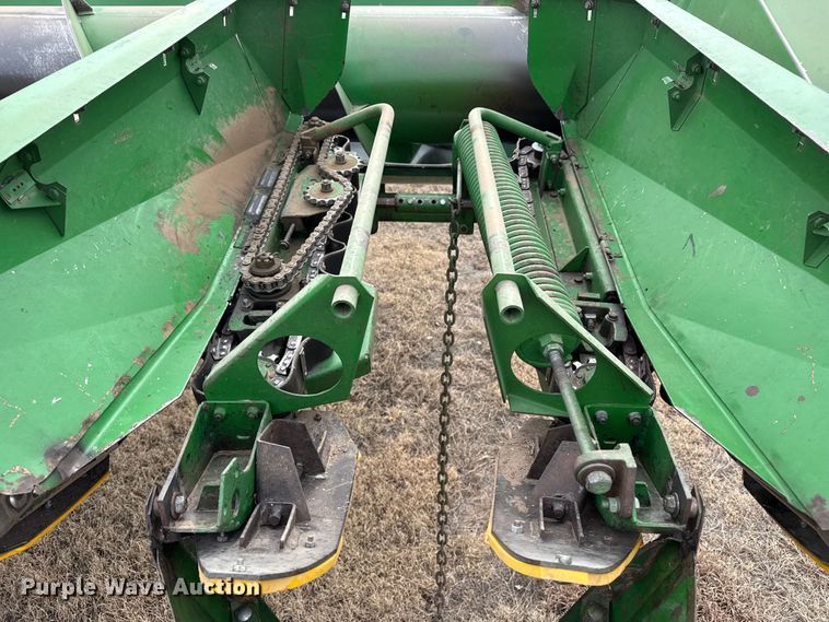 image for item EP2853 John Deere 1253A all-crop head