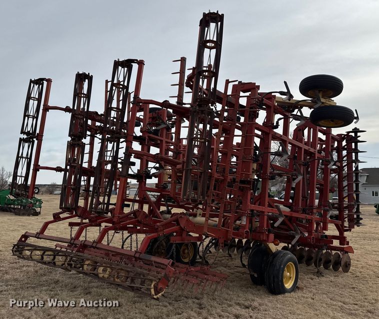 image for item EP2855 Krause field cultivator