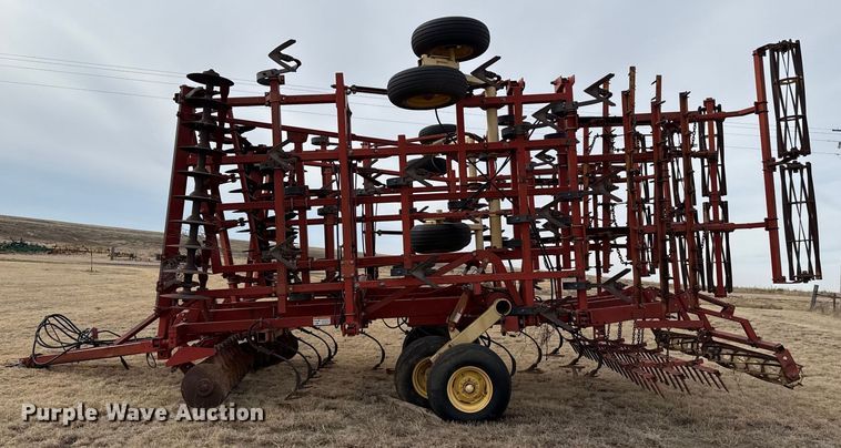 image for item EP2855 Krause field cultivator