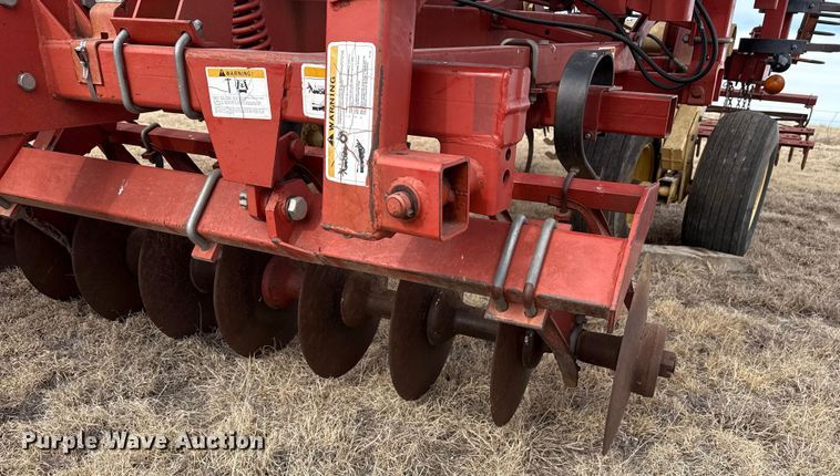 image for item EP2855 Krause field cultivator