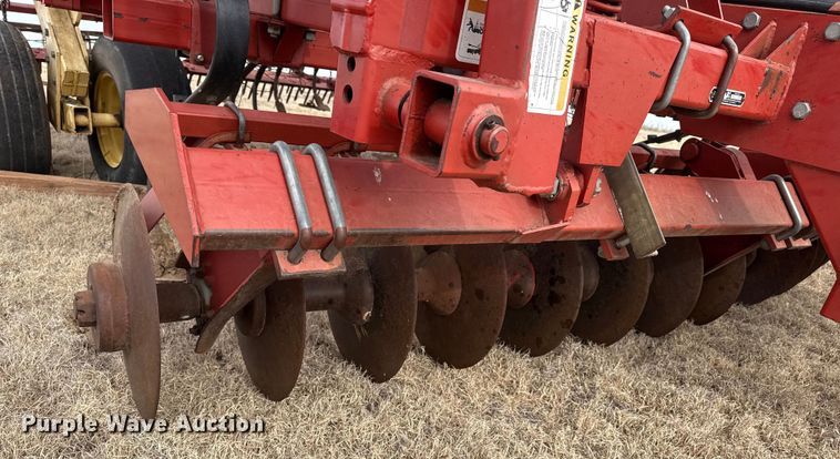 image for item EP2855 Krause field cultivator