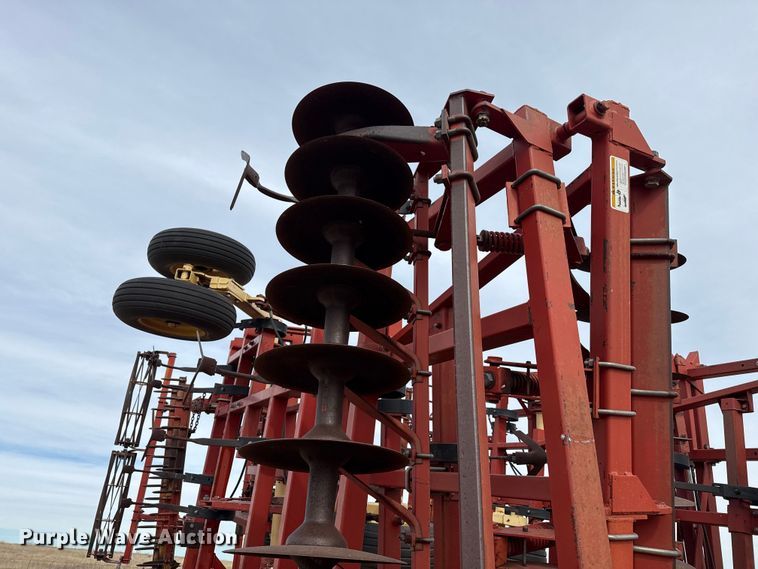 image for item EP2855 Krause field cultivator