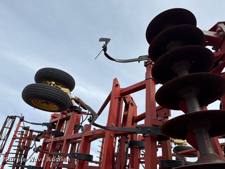 image for item EP2855 Krause field cultivator