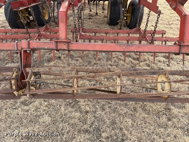 image for item EP2855 Krause field cultivator