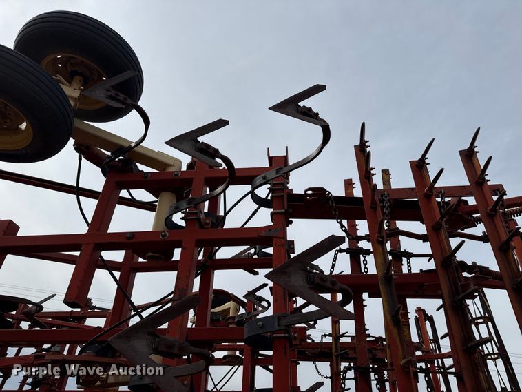 image for item EP2855 Krause field cultivator