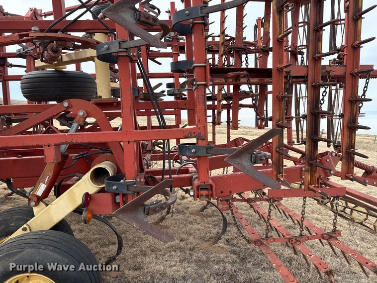 image for item EP2855 Krause field cultivator