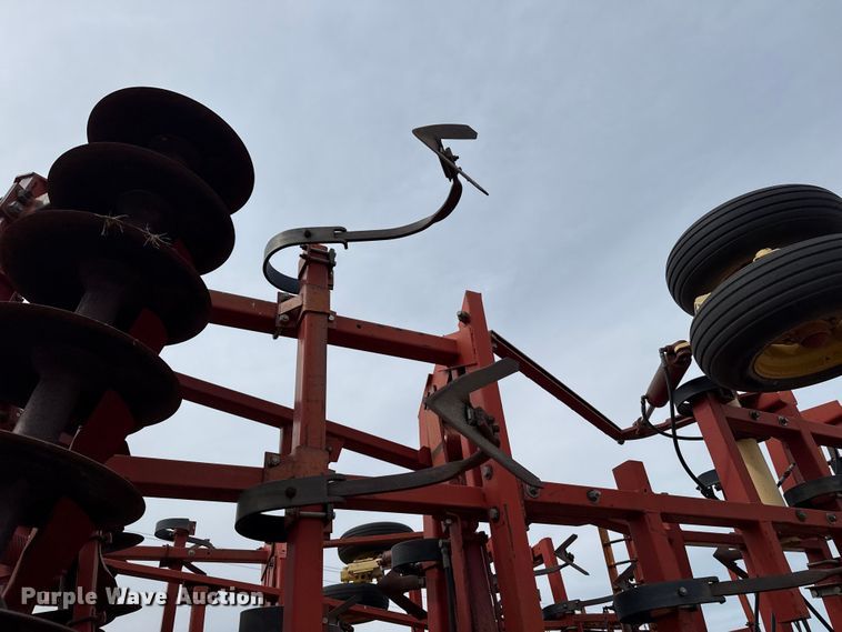 image for item EP2855 Krause field cultivator