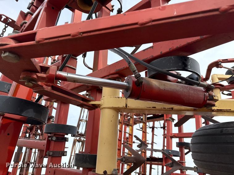 image for item EP2855 Krause field cultivator