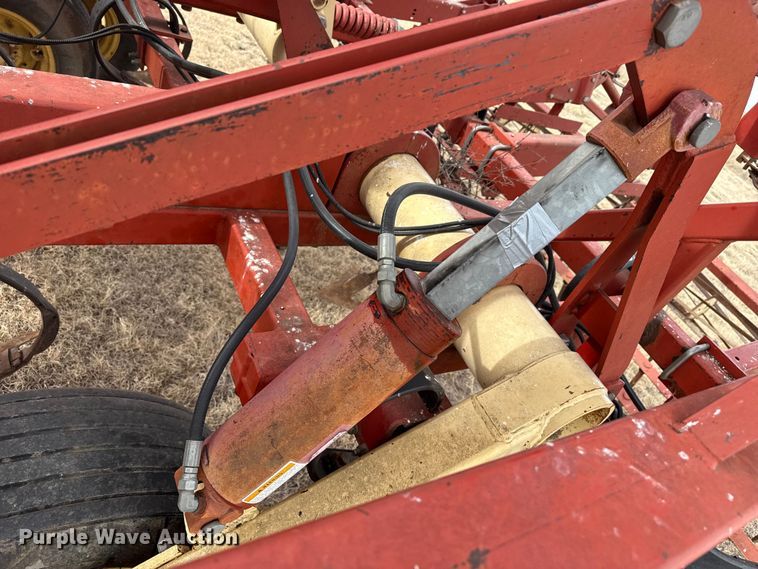 image for item EP2855 Krause field cultivator