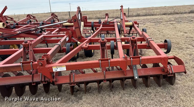 image for item EP2855 Krause field cultivator