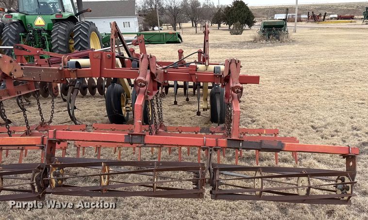 image for item EP2855 Krause field cultivator