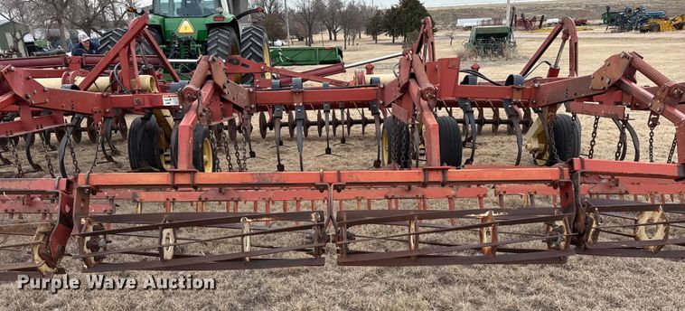 image for item EP2855 Krause field cultivator
