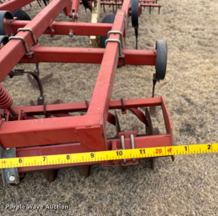image for item EP2855 Krause field cultivator