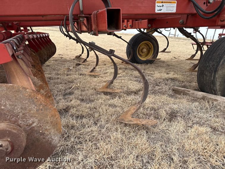 image for item EP2855 Krause field cultivator