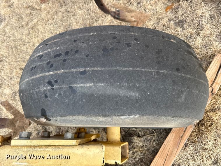 image for item EP2855 Krause field cultivator