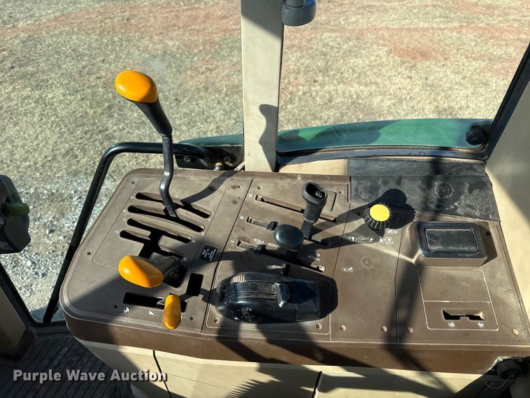 image for item ES5715 John Deere 6405 tractor